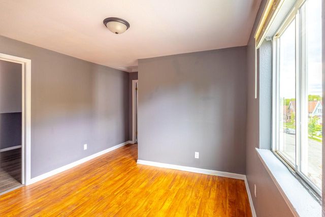 3450 N 23rd STREET, Milwaukee, WI 53206