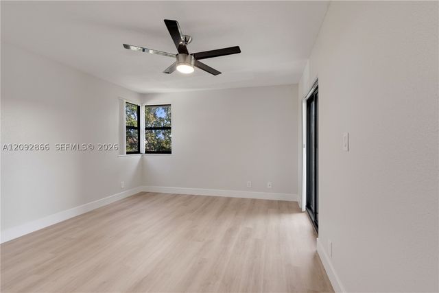 10125 W Sunrise Blvd 302, Plantation, FL 33322