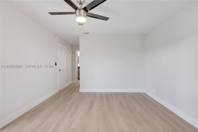 10125 W Sunrise Blvd 302, Plantation, FL 33322