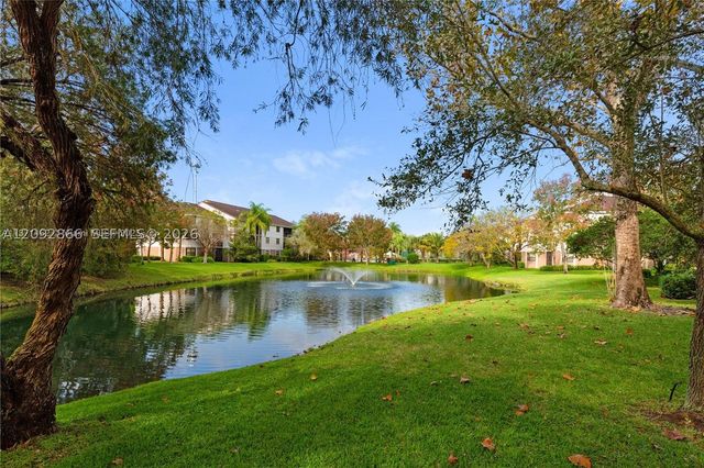 10125 W Sunrise Blvd 302, Plantation, FL 33322