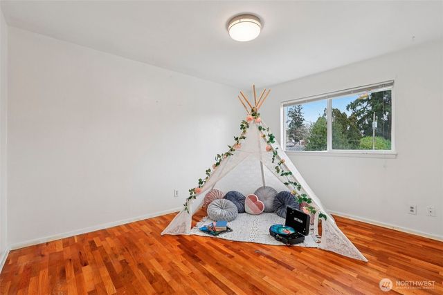 10316 Becker Drive SW, Lakewood, WA 98499