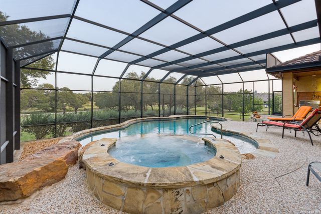 245 COPPER TRCE, New Braunfels, TX 78132