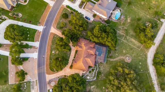 245 COPPER TRCE, New Braunfels, TX 78132