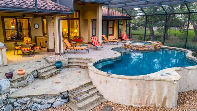 245 COPPER TRCE, New Braunfels, TX 78132