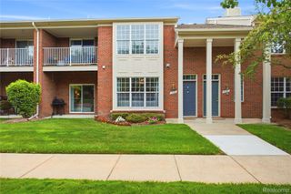 13169 Canopy Drive, Sterling Heights, MI 48313