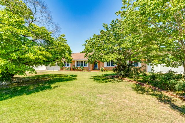 490 Alpine Drive, Sumter, SC 29154