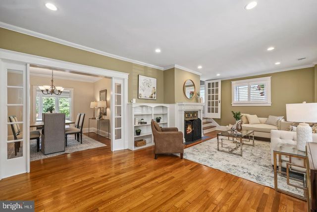 605 JOHNSTON PL, Alexandria, VA 22301