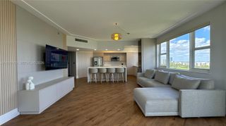 20000 E Country Club Dr 1016, Aventura, FL 33180