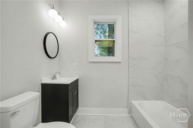 121 W 61 Street, Savannah, GA 31405