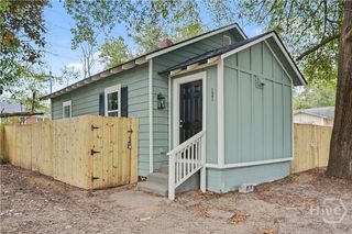 121 W 61 Street, Savannah, GA 31405