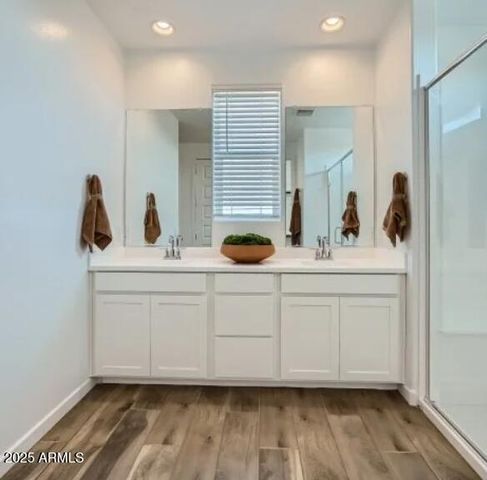 8326 E PETRA Avenue, Mesa, AZ 85212
