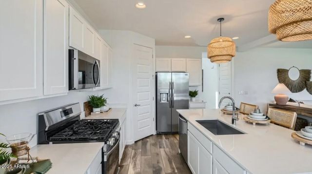 8326 E PETRA Avenue, Mesa, AZ 85212