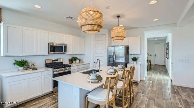 8326 E PETRA Avenue, Mesa, AZ 85212