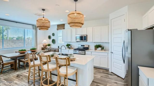 8326 E PETRA Avenue, Mesa, AZ 85212