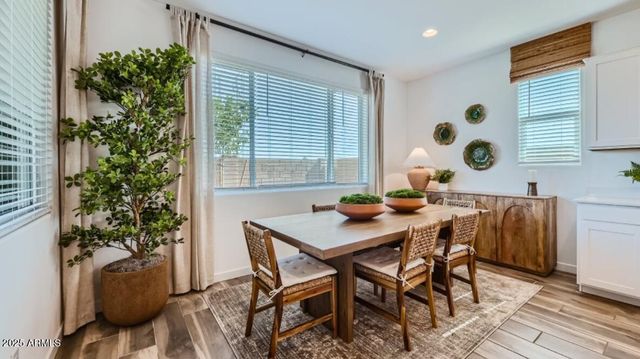 8326 E PETRA Avenue, Mesa, AZ 85212