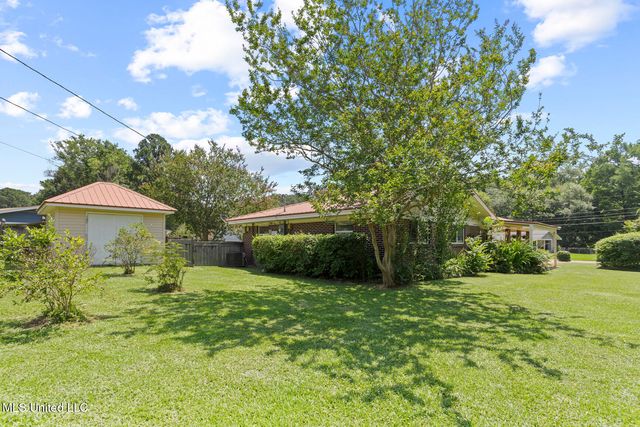 205 Dahaja Circle, Clinton, MS 39056