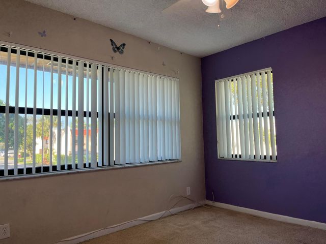 6352 Seven Springs Boulevard, Greenacres, FL 33463