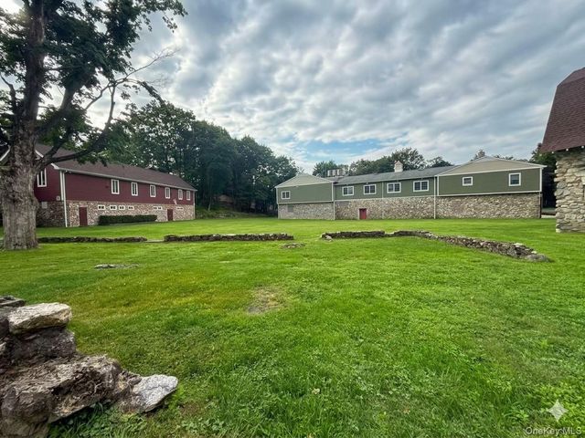 1 Schuyler Lane, Cortlandt Manor, NY 10567
