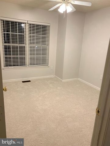 2910 BROYHILL CT, Fredericksburg, VA 22408