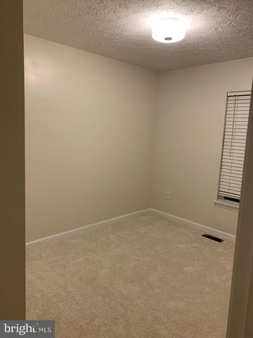 2910 BROYHILL CT, Fredericksburg, VA 22408