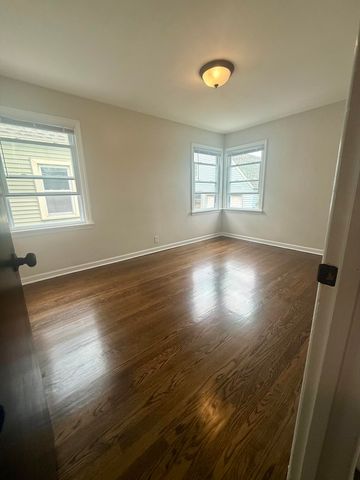 1717 Warwick Avenue, Whiting, IN 46394