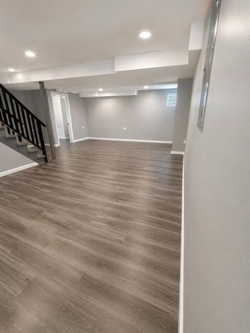 1717 Warwick Avenue, Whiting, IN 46394