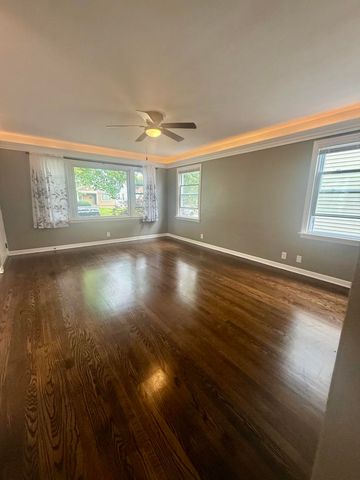 1717 Warwick Avenue, Whiting, IN 46394