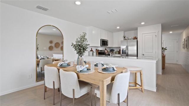 2662 LASSO LOOP, Eagle Lake, FL 33839