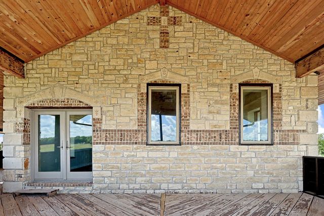 1827 SE 20th Street, El Dorado, KS 67042