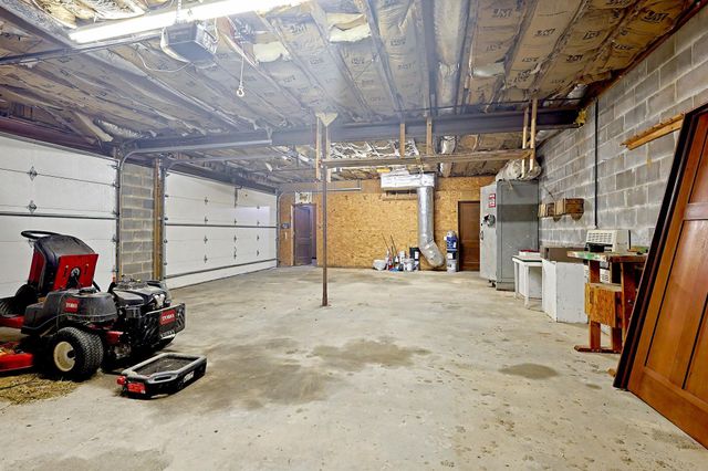 1827 SE 20th Street, El Dorado, KS 67042