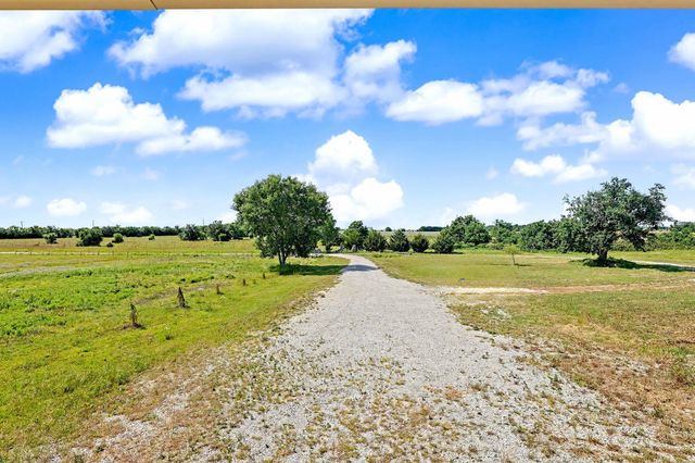 1827 SE 20th Street, El Dorado, KS 67042