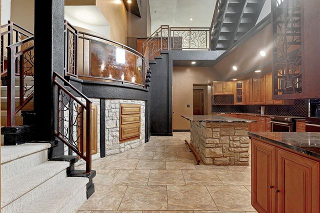 1827 SE 20th Street, El Dorado, KS 67042