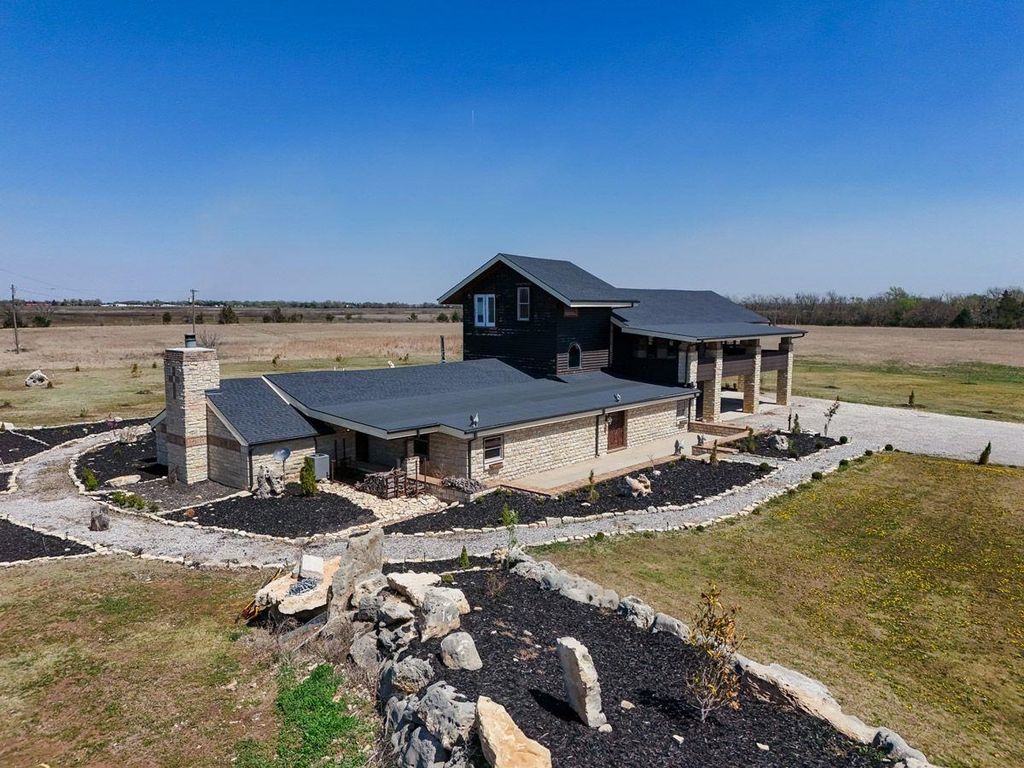 1827 SE 20th Street, El Dorado, KS 67042