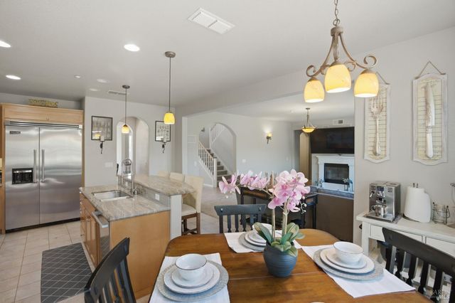 836 Antiquity Dr, Fairfield, CA 94534