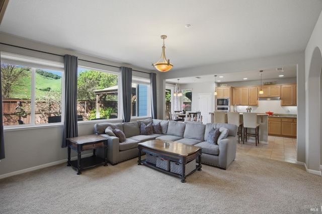 836 Antiquity Dr, Fairfield, CA 94534