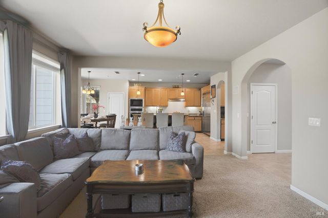 836 Antiquity Dr, Fairfield, CA 94534