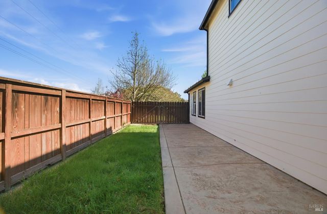 836 Antiquity Dr, Fairfield, CA 94534