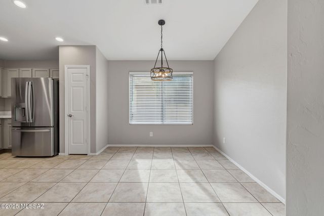 8244 S Lost Mountain Road, Tucson, AZ 85747