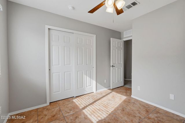 8244 S Lost Mountain Road, Tucson, AZ 85747