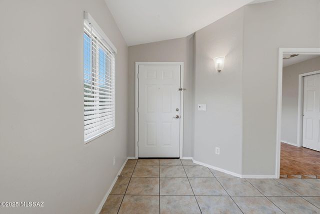 8244 S Lost Mountain Road, Tucson, AZ 85747