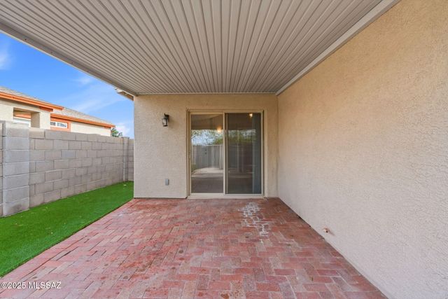8244 S Lost Mountain Road, Tucson, AZ 85747