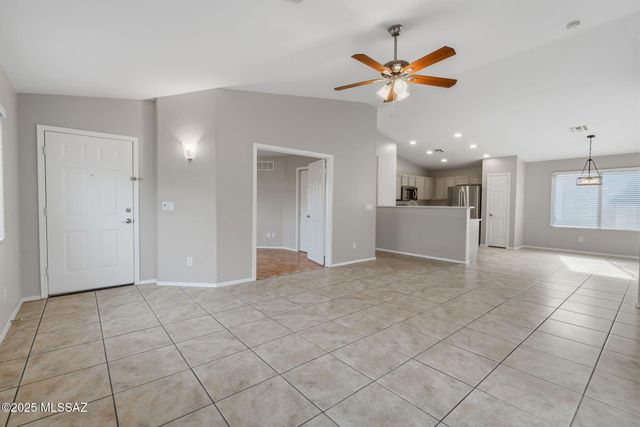 8244 S Lost Mountain Road, Tucson, AZ 85747