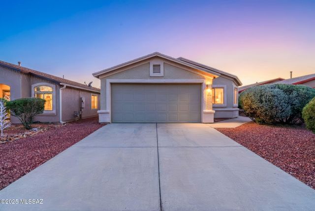 8244 S Lost Mountain Road, Tucson, AZ 85747