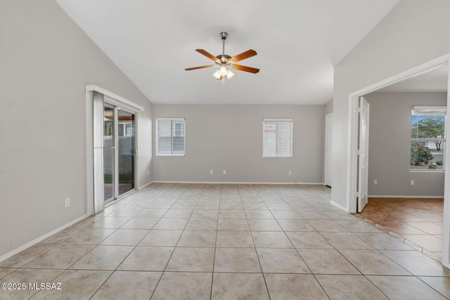 8244 S Lost Mountain Road, Tucson, AZ 85747