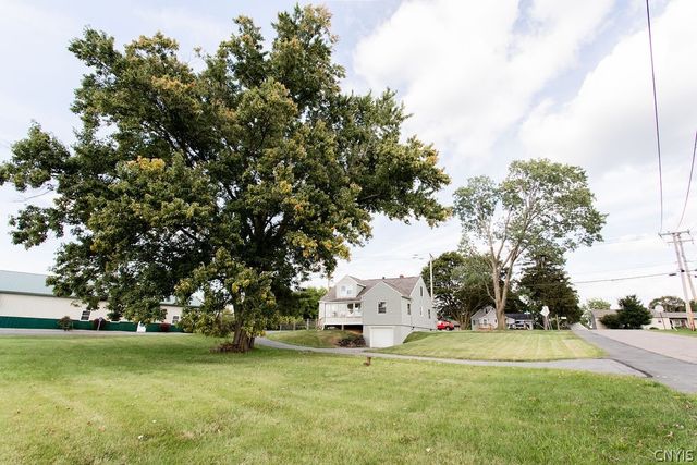 1201 Van Vleck Road, Geddes, NY 13209