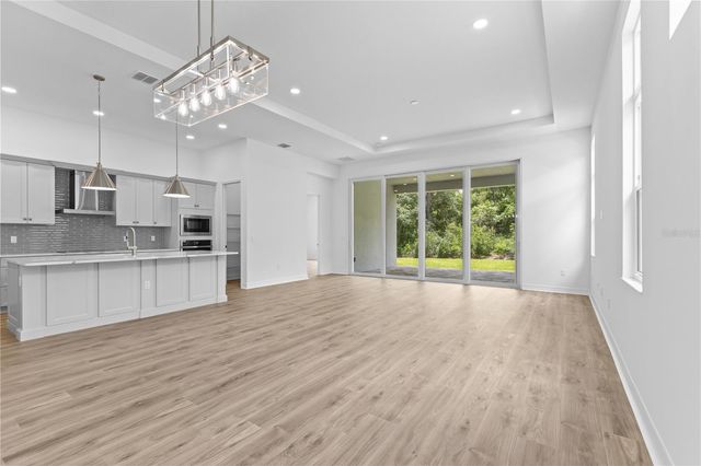1068 LILIANA DRIVE, Deland, FL 32724