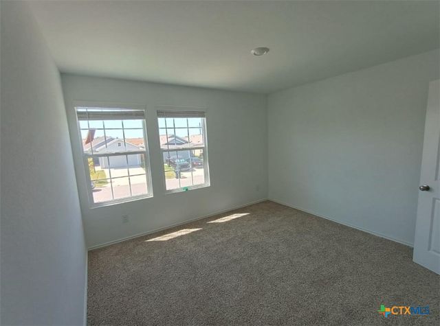 100 Tugboat Annie Way, Jarrell, TX 76537