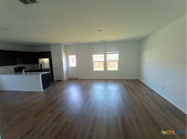 100 Tugboat Annie Way, Jarrell, TX 76537