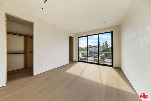 2478 Louella Avenue, Los Angeles, CA 90291