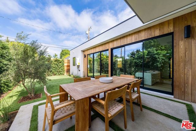 2478 Louella Avenue, Los Angeles, CA 90291